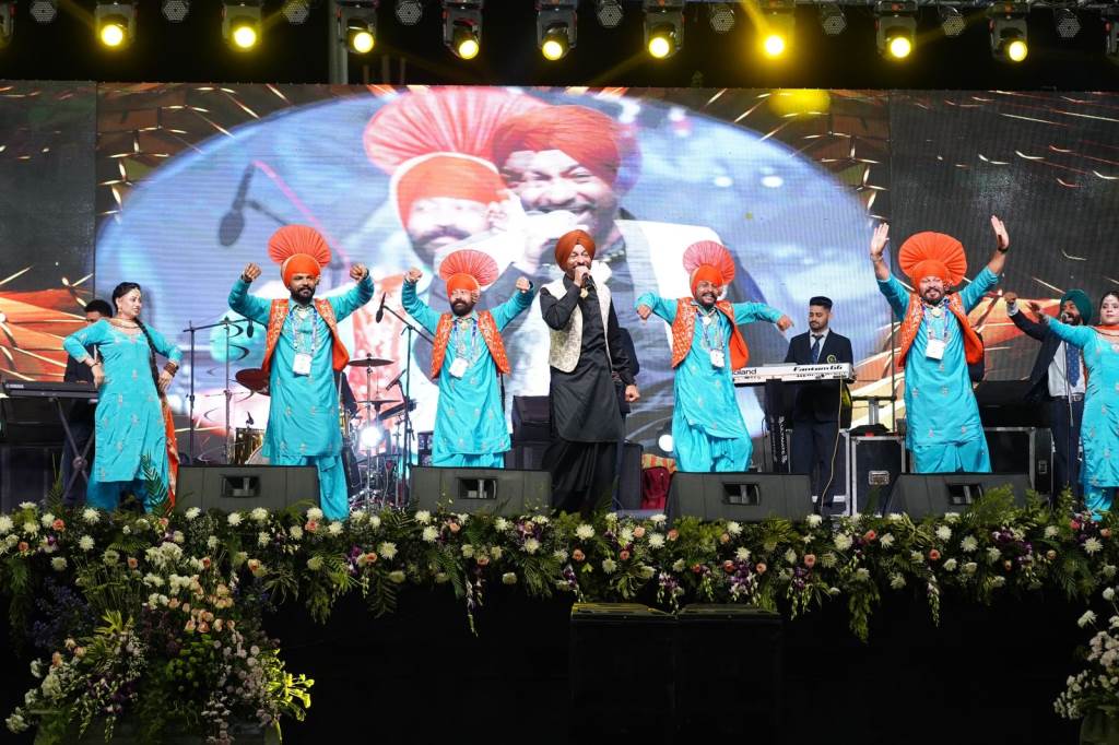 PROGRESSIVE PUNJAB INVESTORS SUMMIT 2026 Investors applaud Punjab Govts hospitality celebrate culture with music dance